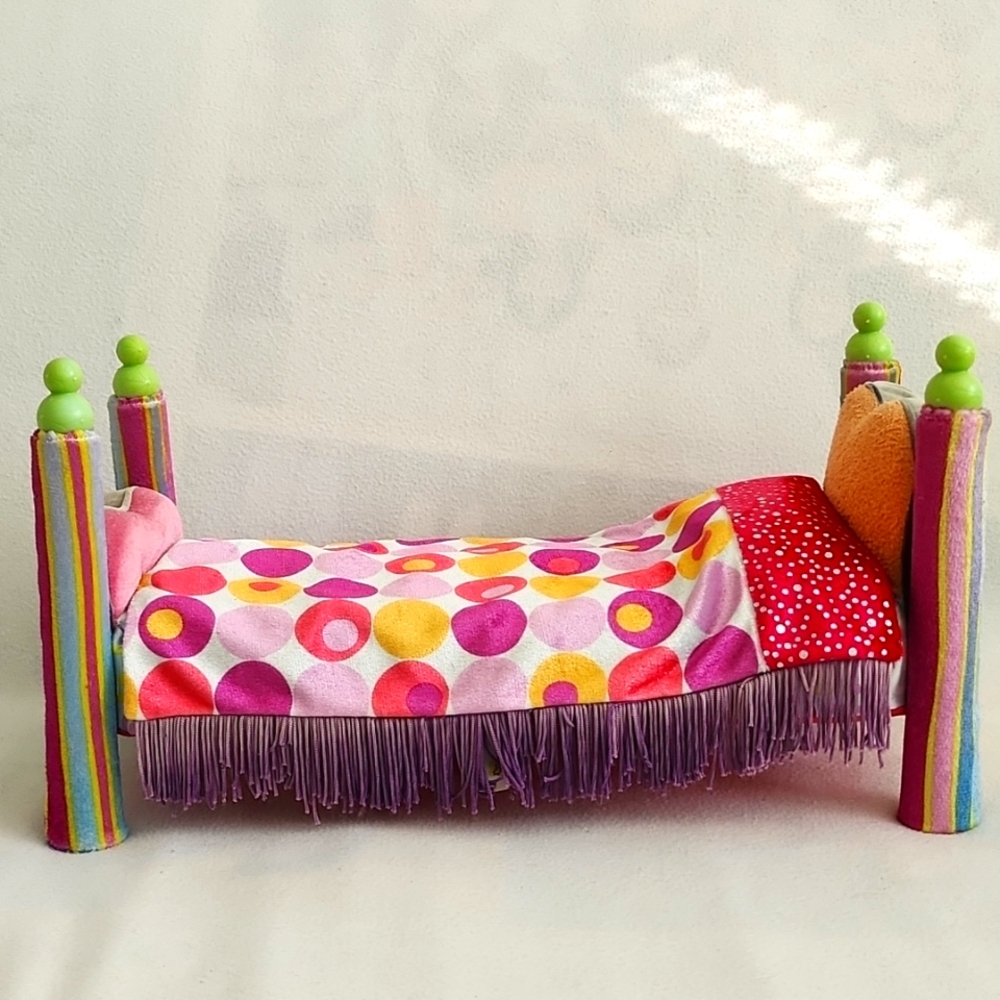 Groovy Girls Four Post Bed